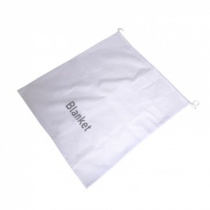 18760_Guest-Non-woven-White-Blanket-Bag-10